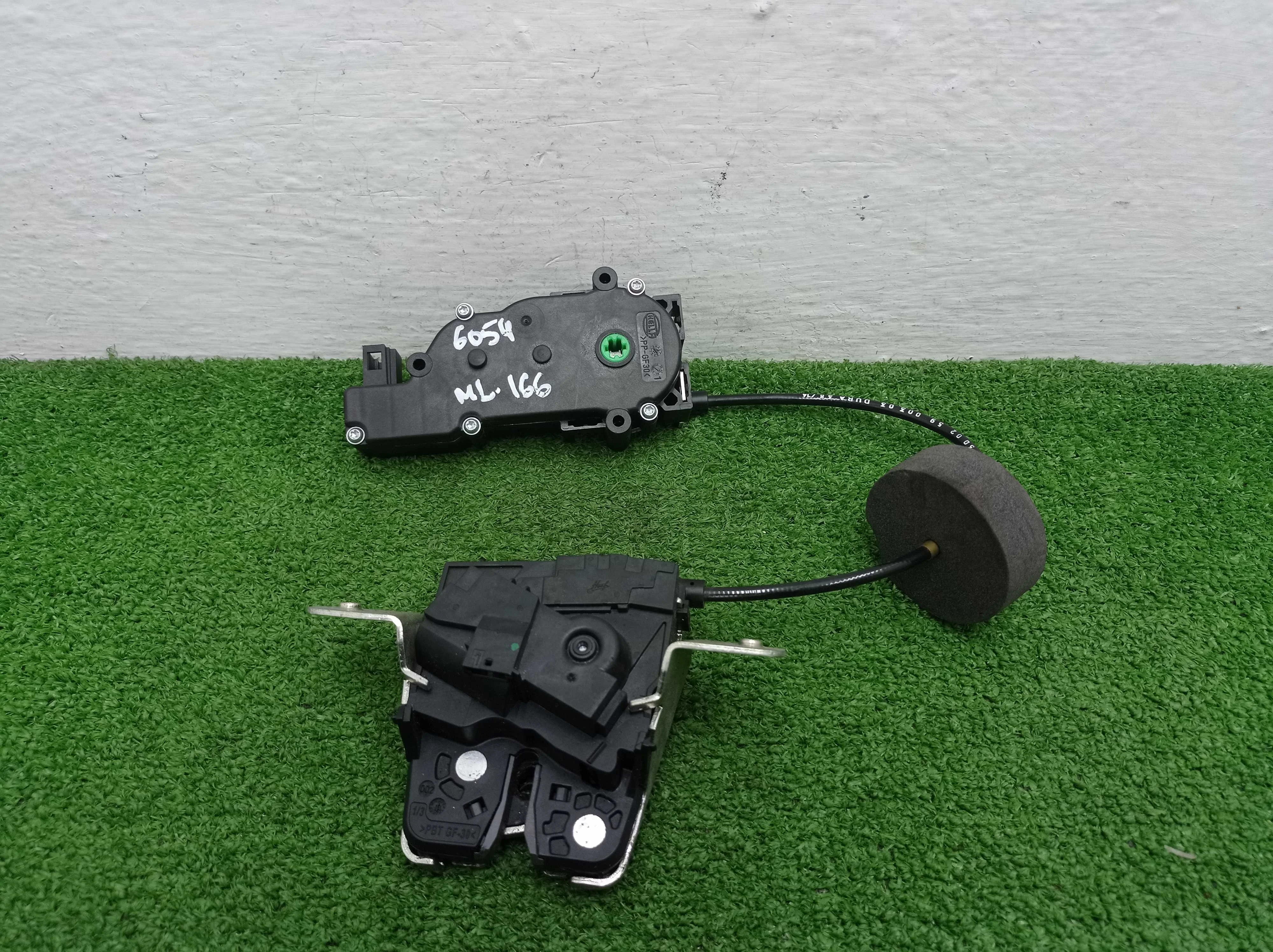 Замок багажника Mercedes M-klasse (W166) 2011 - 2015 дизель 3.5 Автомат