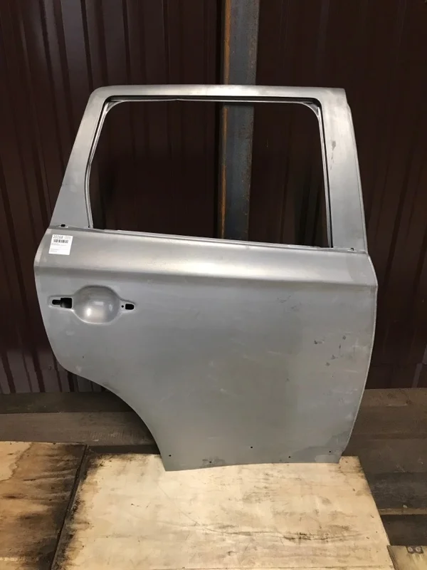 Дверь Mitsubishi Outlander 3 2015-2021 5730B390, задняя правая