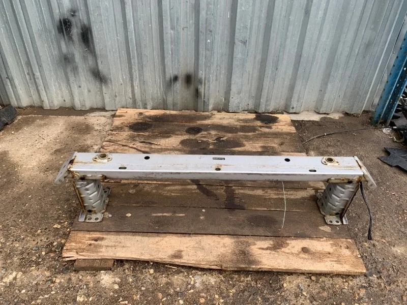 Усилитель бампера Toyota Avensis 3 2008-2015 5202105051 T270, передний