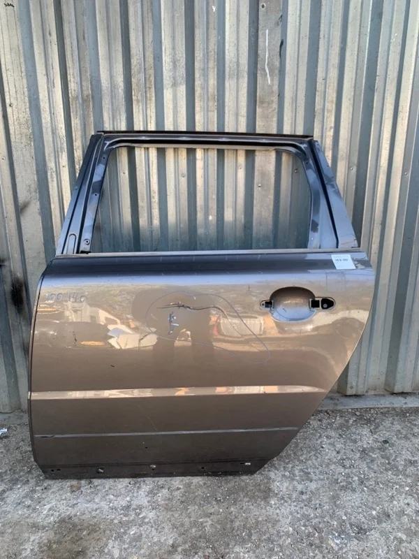 Дверь Volvo XC70 2007-2016 31335625, задняя левая
