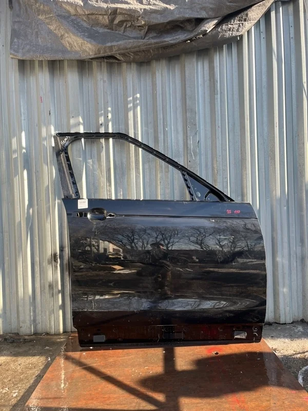 Дверь Land Rover Discovery 5 2016-2023 LR080195, передняя правая