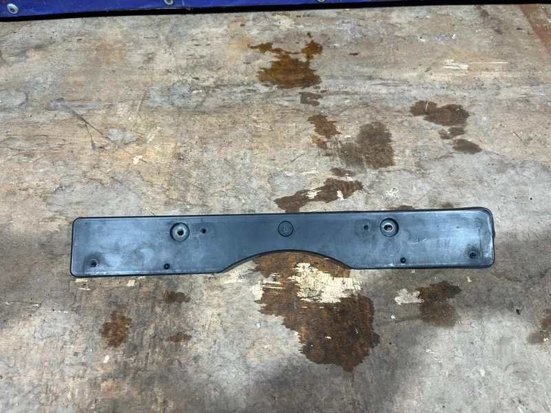 Накладка под номер Toyota Camry 2012-2017 5211433370 50 55, задняя