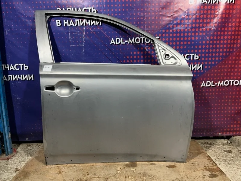 Дверь Mitsubishi Outlander 3 2015-2021 5700B844, передняя правая