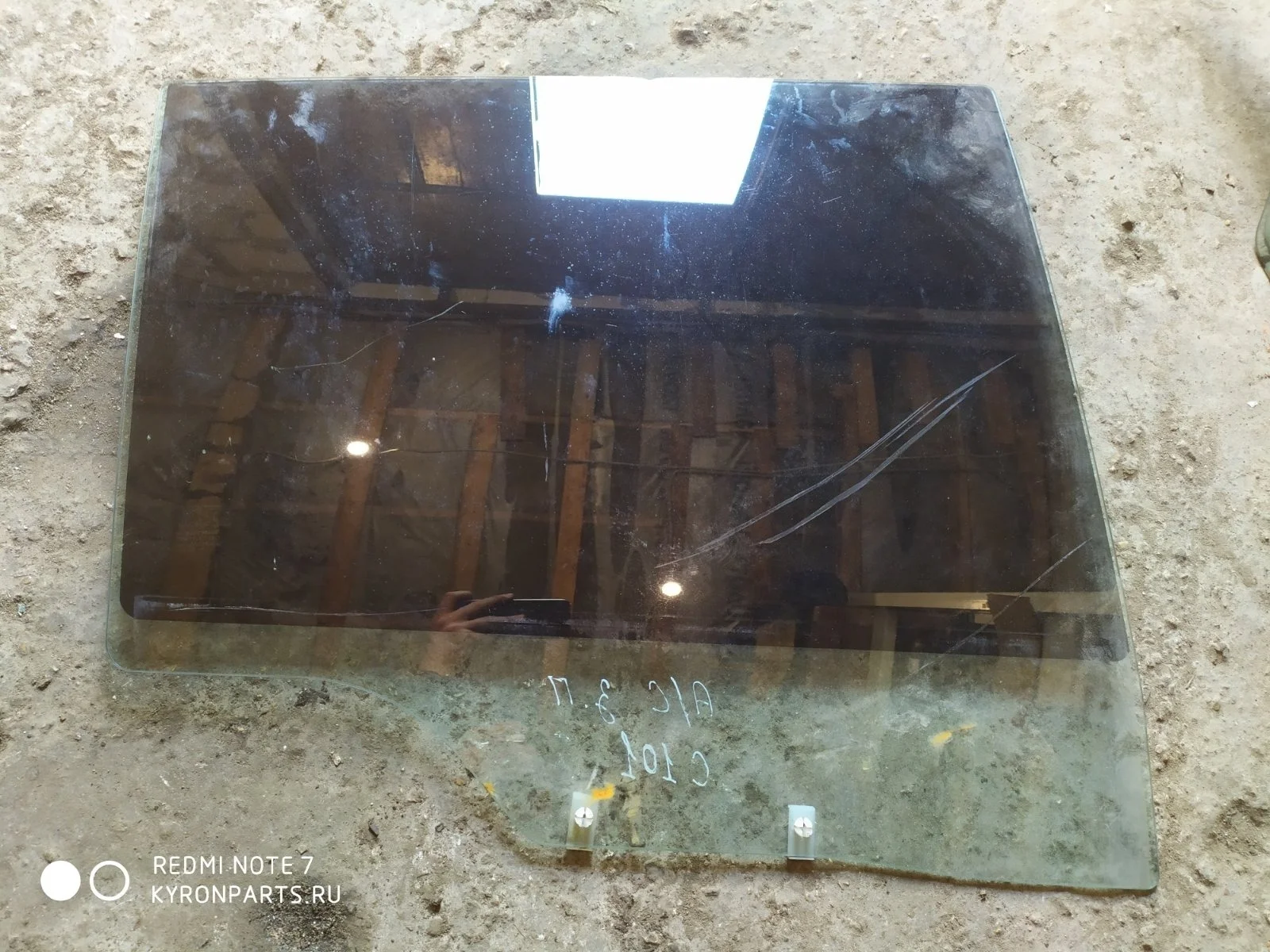 Стекло двери Ssangyong Actyon Sports