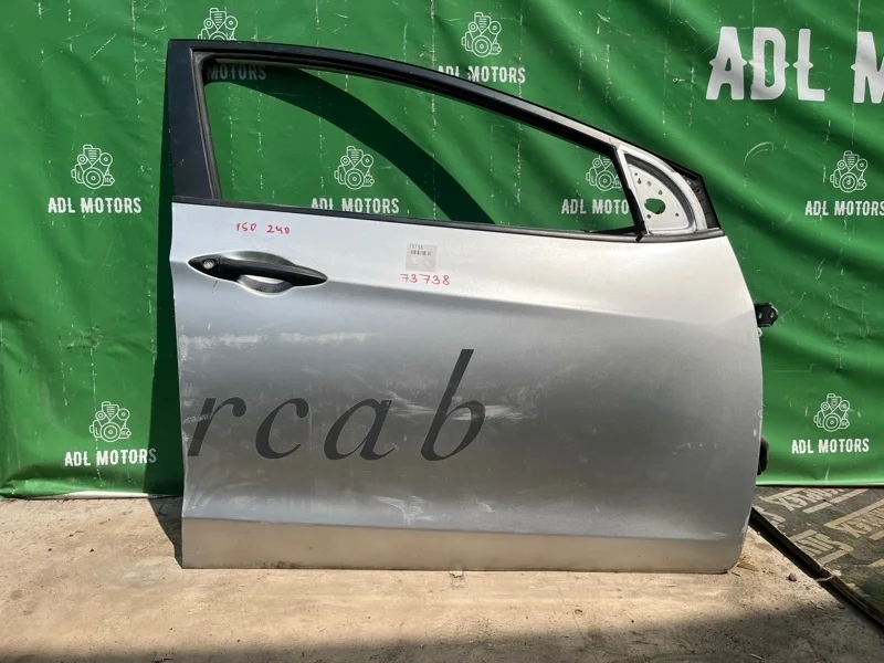Дверь Hyundai i30 2015-2017 76004A6000 GD, передняя правая