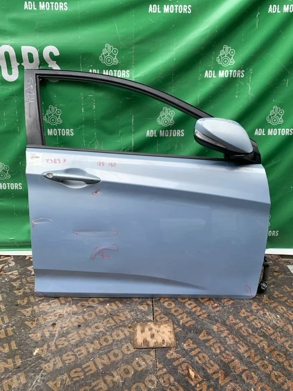 Дверь Hyundai Solaris 2010-2017 760044L000, передняя правая