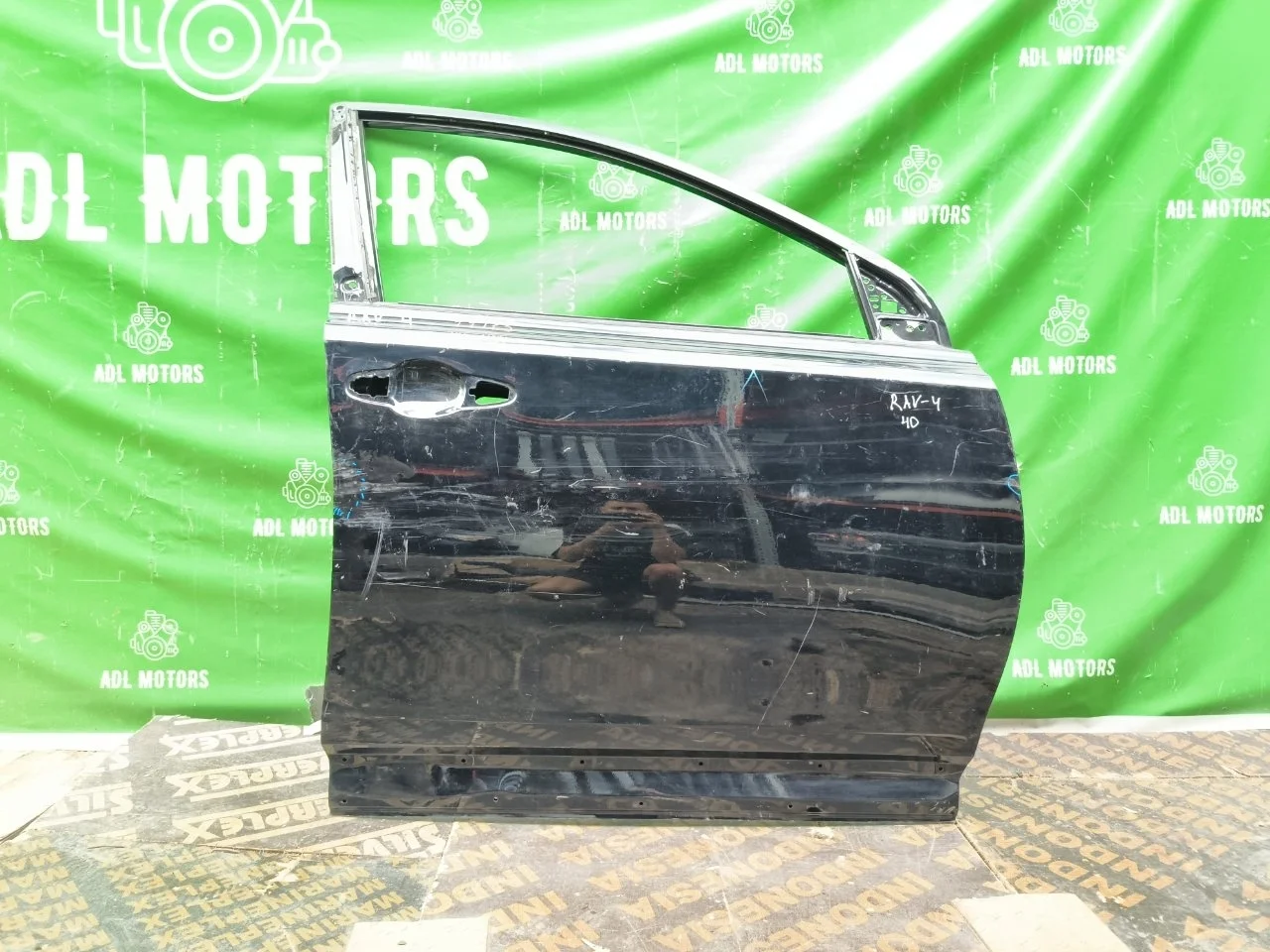 Дверь Toyota RAV4 2013-2018 670010R080 40, передняя правая