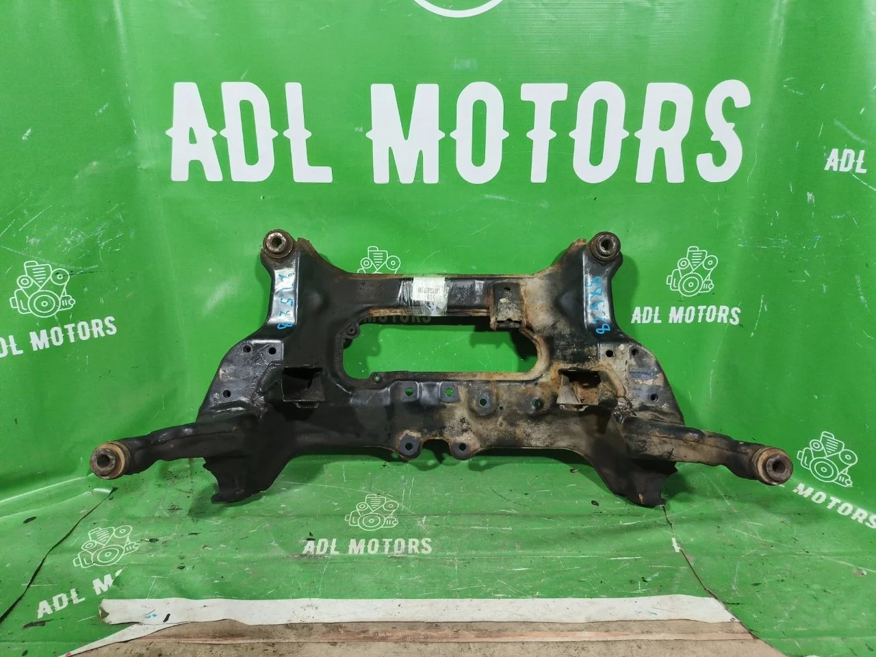 Подрамник Nissan X-Trail 2001-2006 54400EQ500 T30, передний