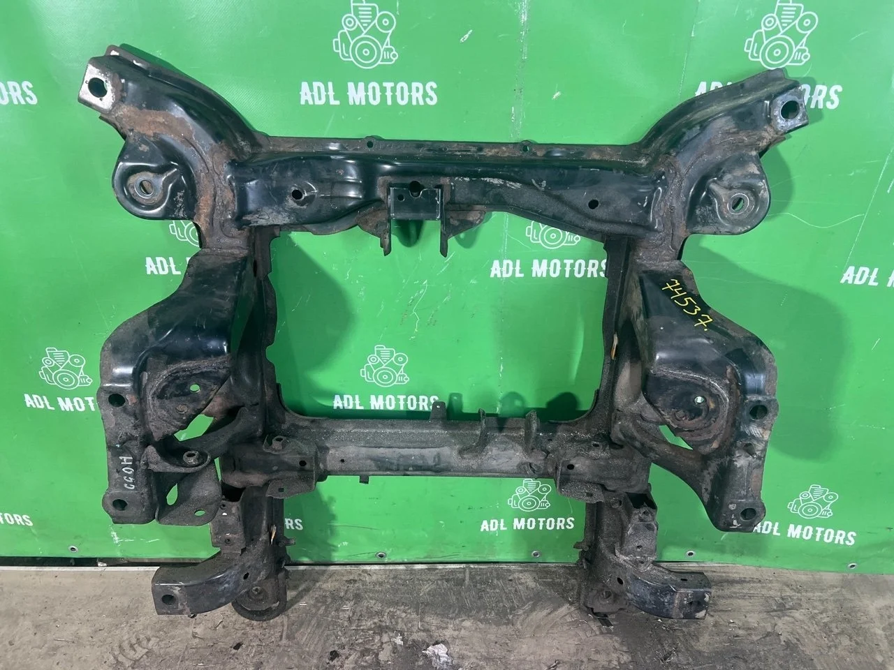 Подрамник Suzuki Grand Vitara 2006-2015 4580080K00, передний