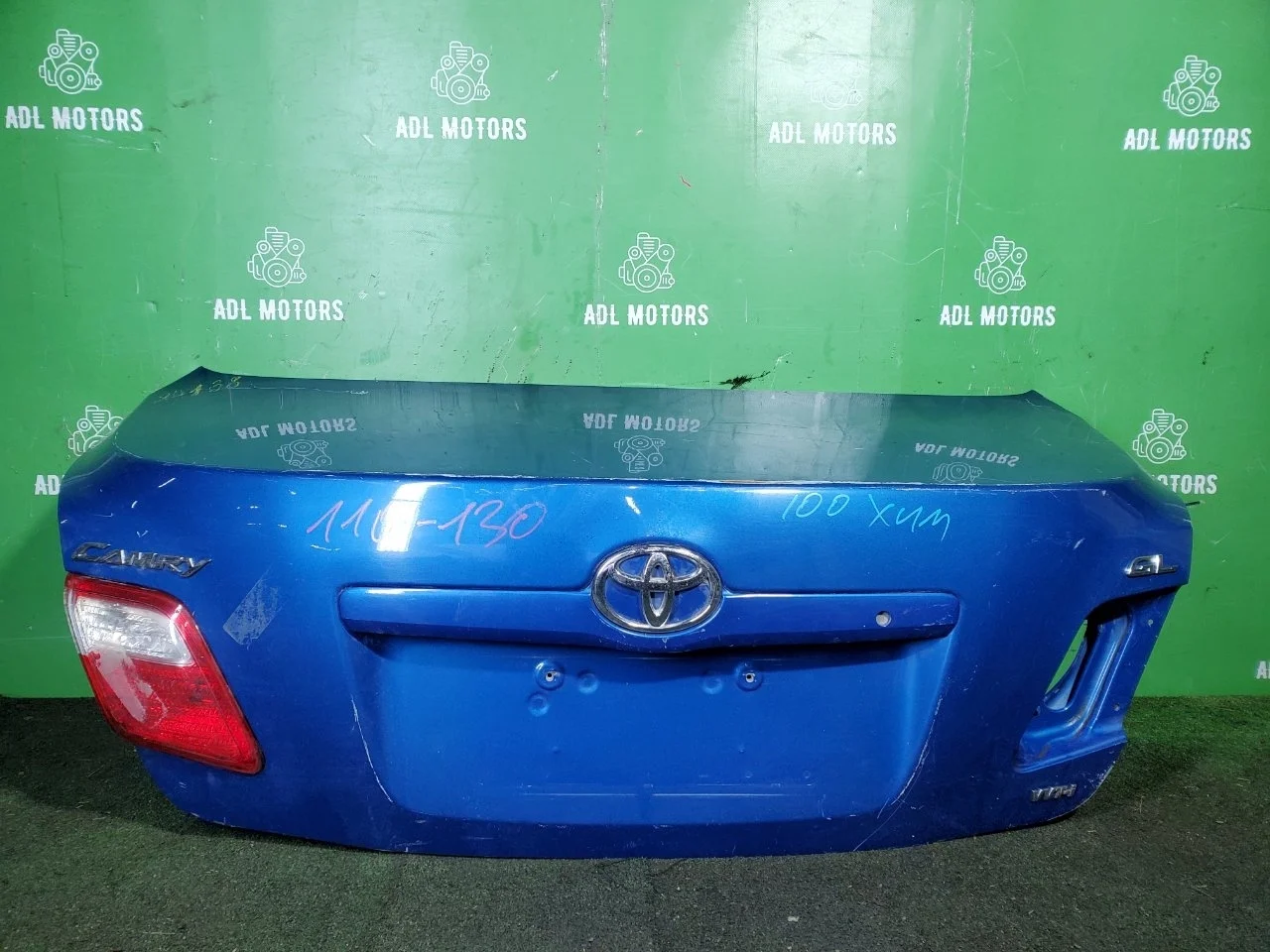 Крышка багажника Toyota Camry 2006-2011 6440133401 40