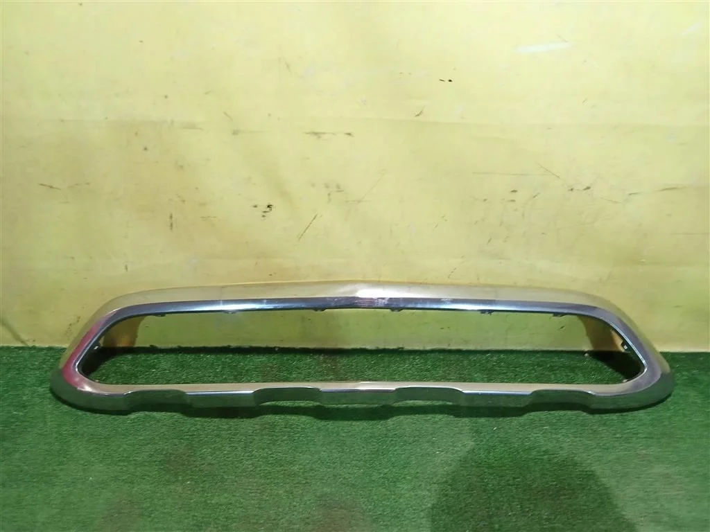 Накладка переднего бампера  MERСEDES BENZ GLC-Class (X253) 2015 A2538851625 20506