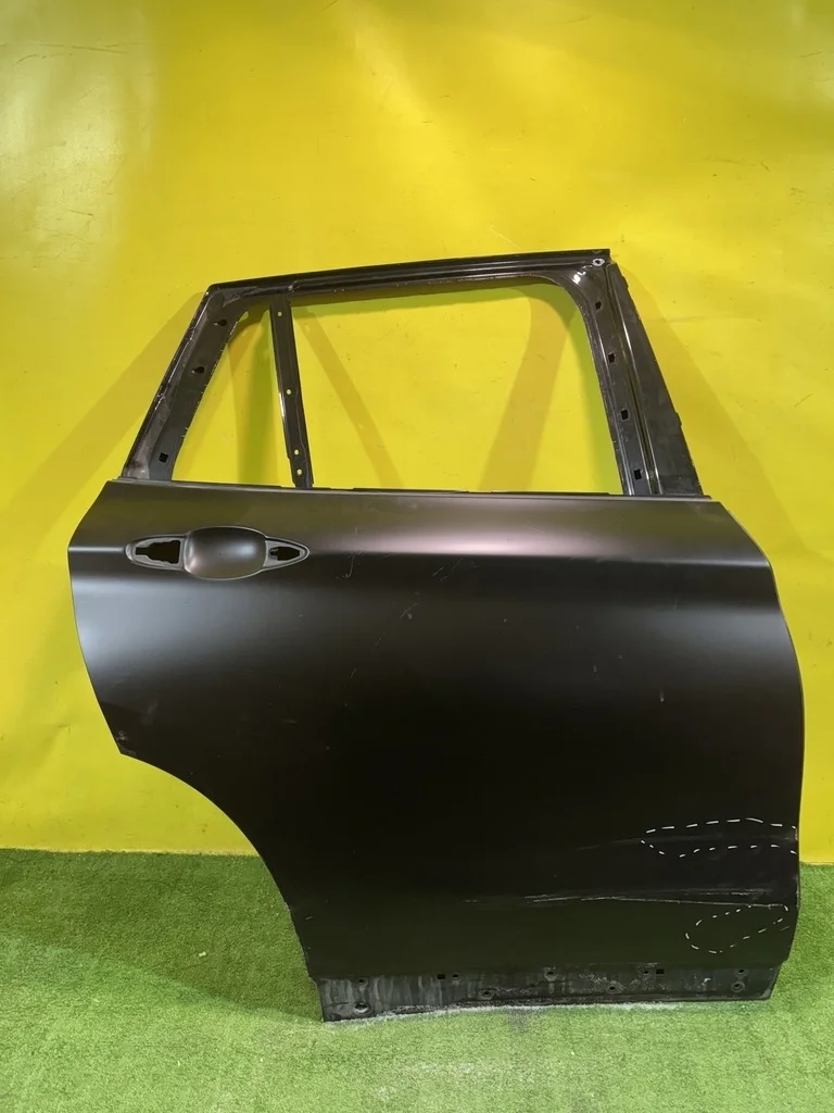 Дверь задняя правая  BMW X1 F48 2015 41007461352 42853
