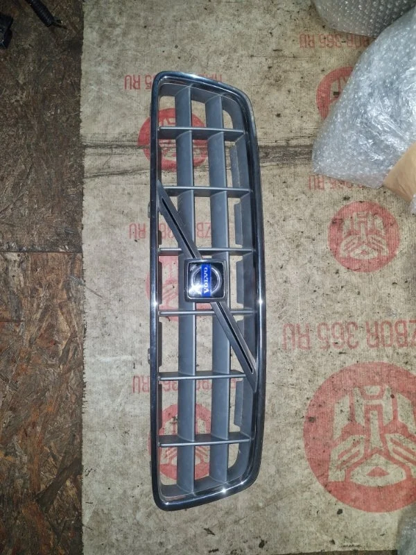 Решетка радиатора Volvo XC70 2007 P2