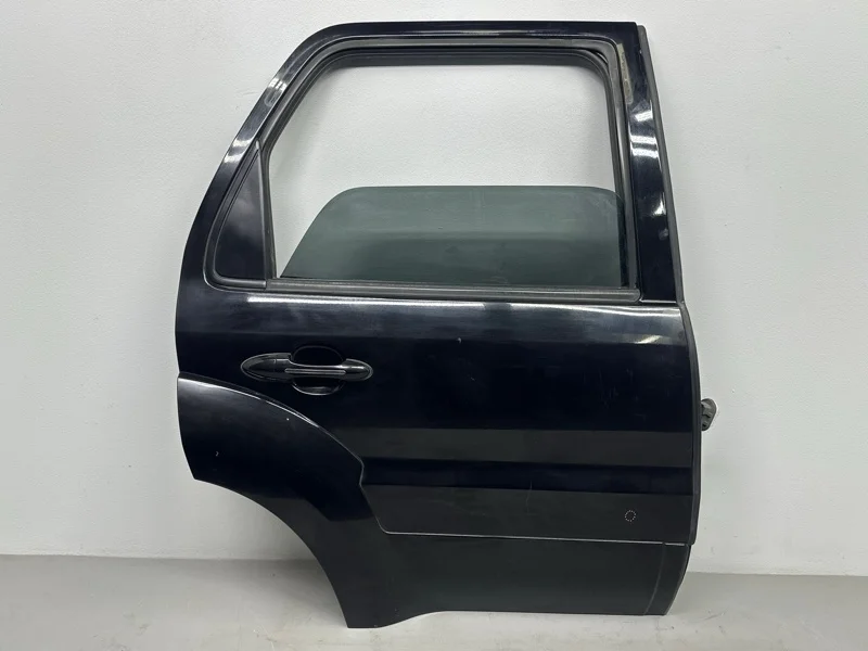 Дверь Ford Escape ZD
