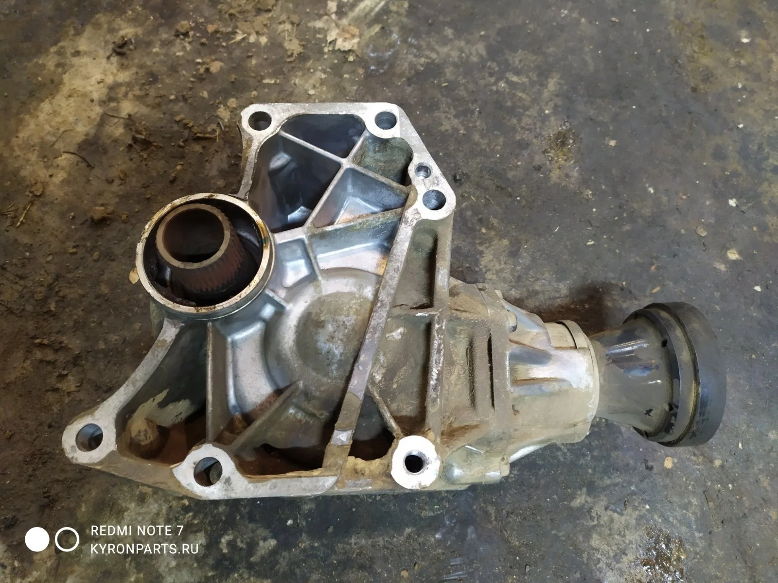 Раздатка SsangYong Actyon 2011 C200