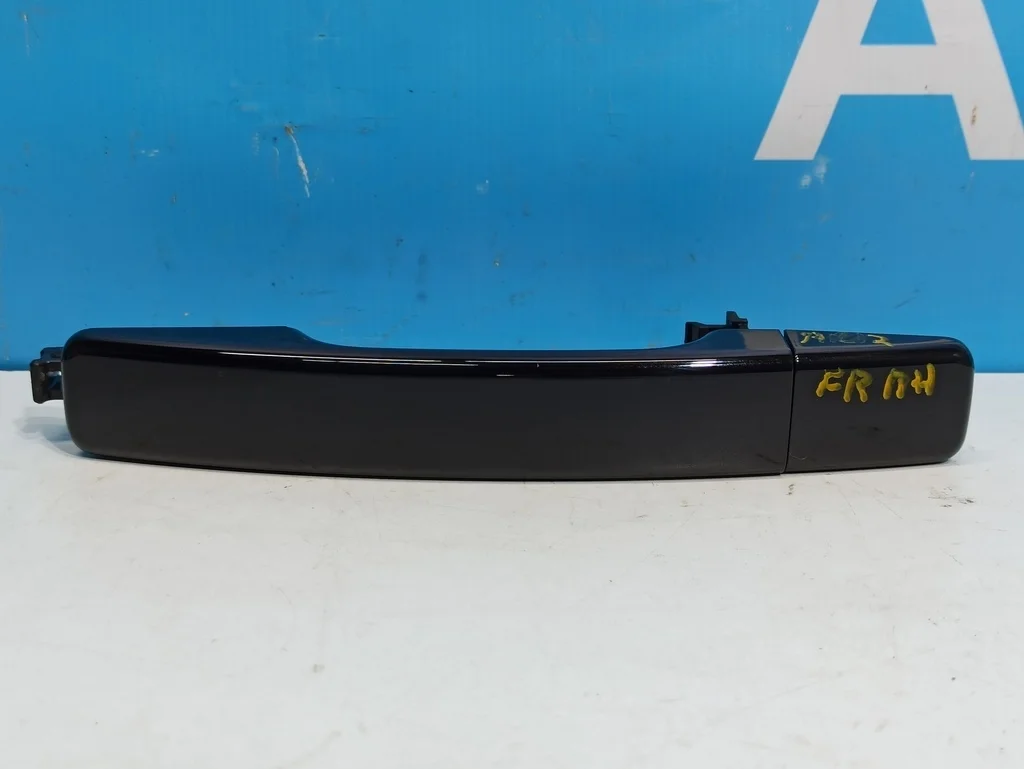 ручка двери Kia SOUL 2 2013-2016  08.10.2015