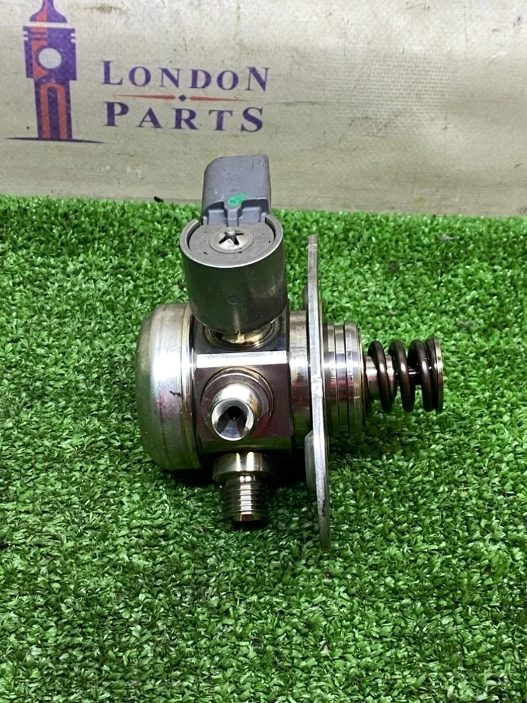 Топливный насос высокого давления BMW 520i F10