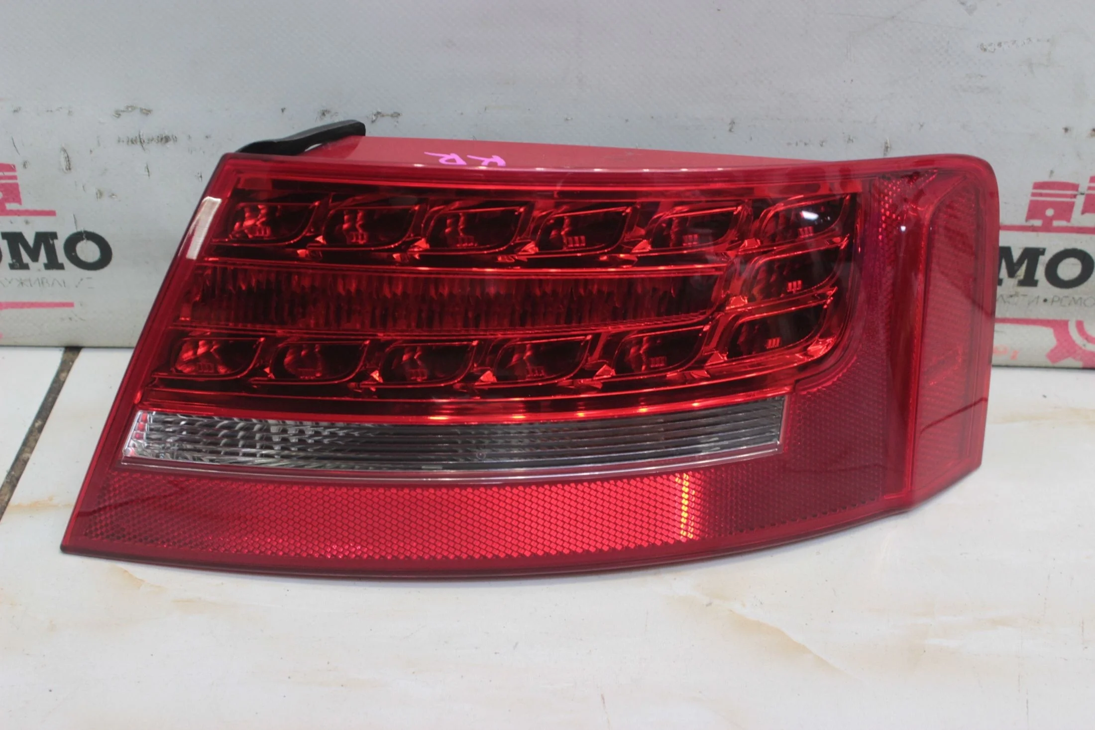 Стоп-сигнал Audi A5 8TCDNL CDN 2011 Оригинал Контрактная