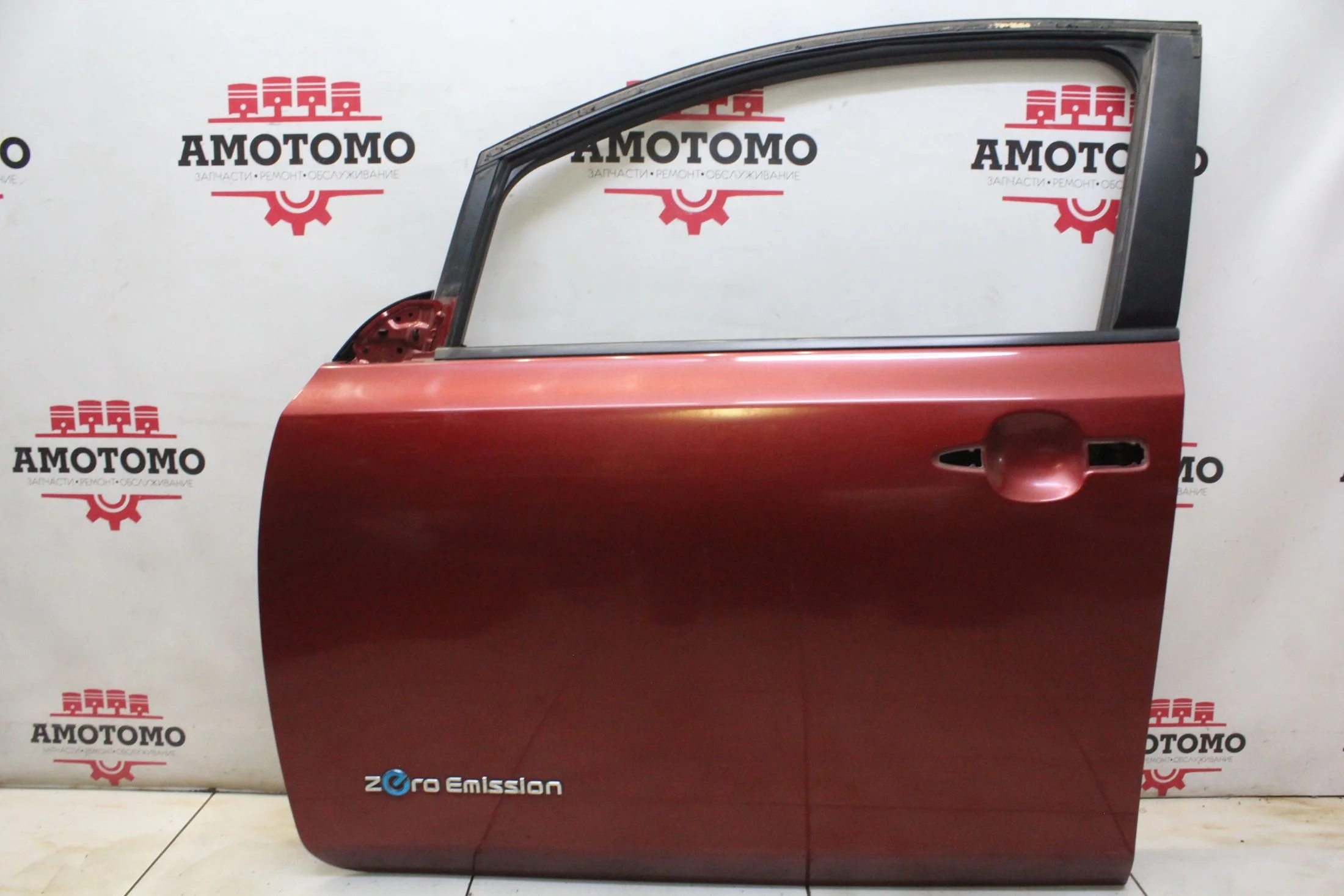 Дверь Nissan Leaf ZE0 EM61 2012 Оригинал Контрактная