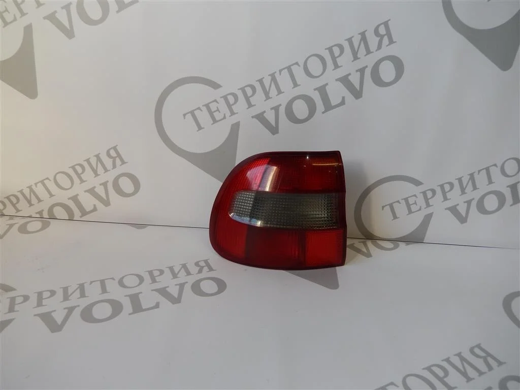 Фонарь задний левый VOLVO V40 1995-1999