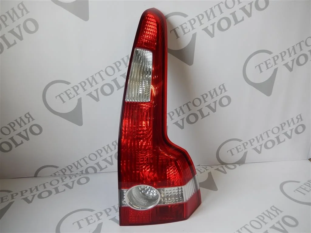 Фонарь задний правый VOLVO V50 2004-2007