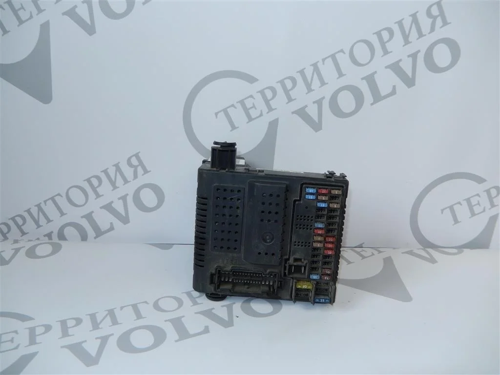 Блок CEM L VOLVO XC90 2003-2014