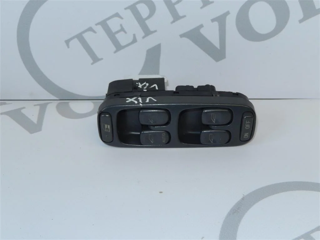 Блок кнопок стеклоподъемника VOLVO S70 1997-2000