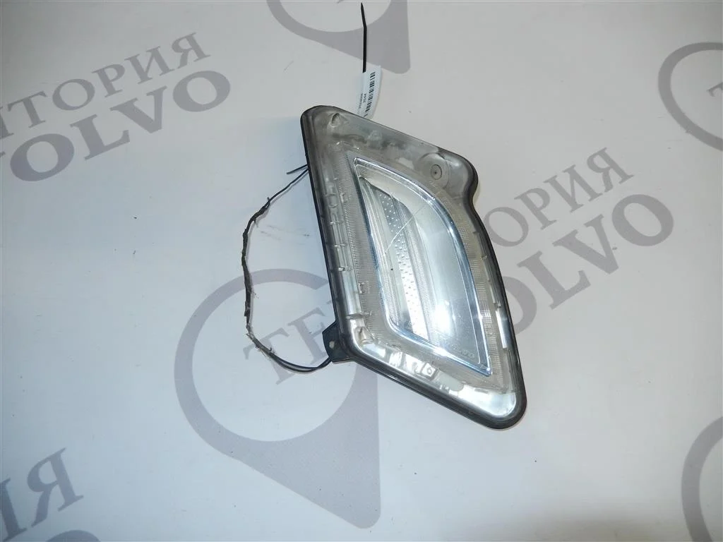 Габарит передний правый VOLVO V60 2010-2013