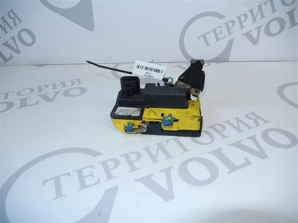 Замок двери передний правый VOLVO XC90 2006-2014