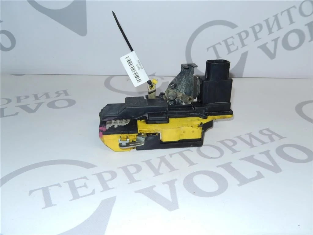 Замок двери задний правый VOLVO S80 2003-2006