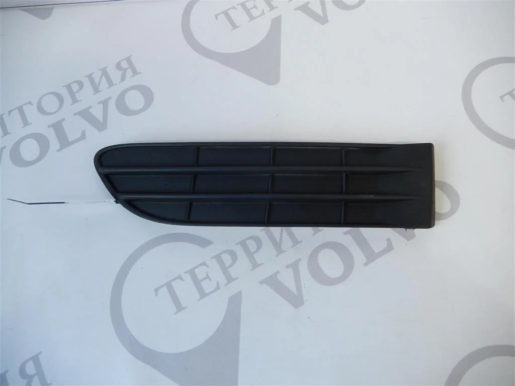 Решетка в бампер левая VOLVO S40 2007-2012