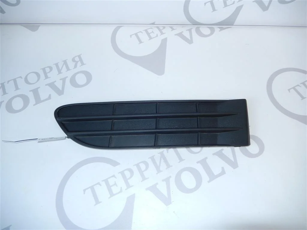 Решетка в бампер левая VOLVO S40 2007-2012