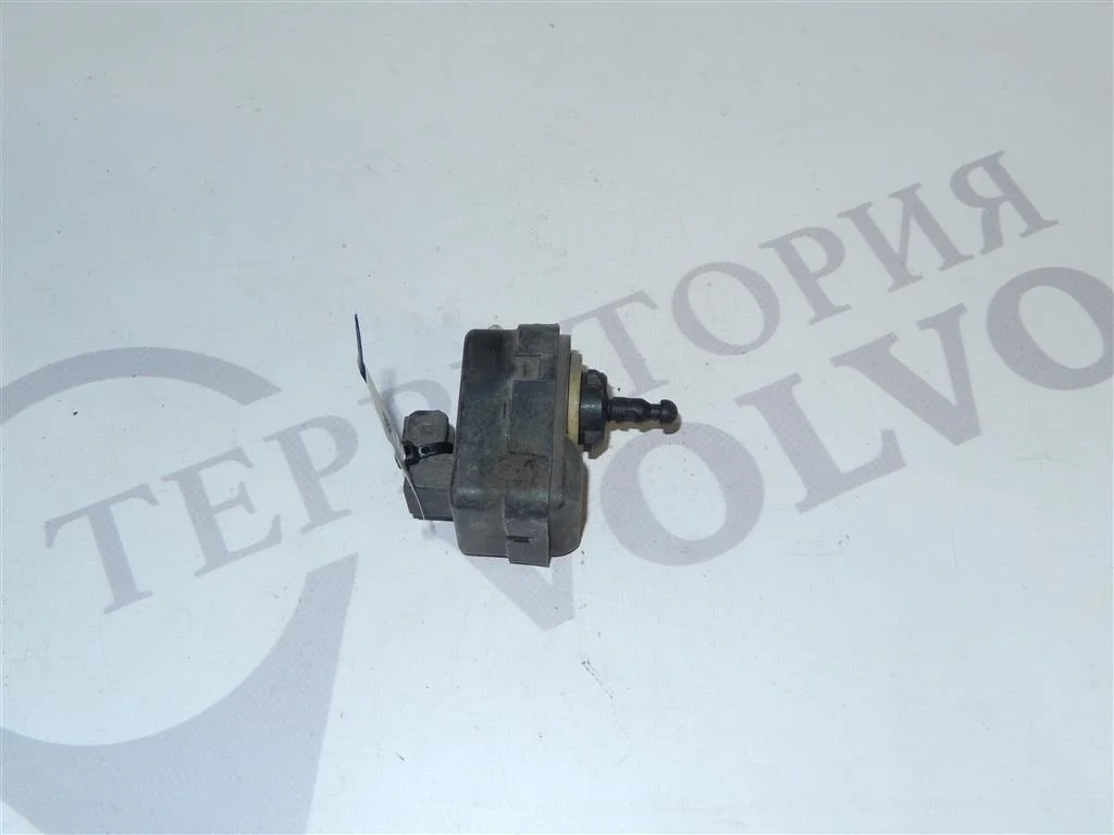 Корректор фары под ксенон VOLVO XC90 2003-2006