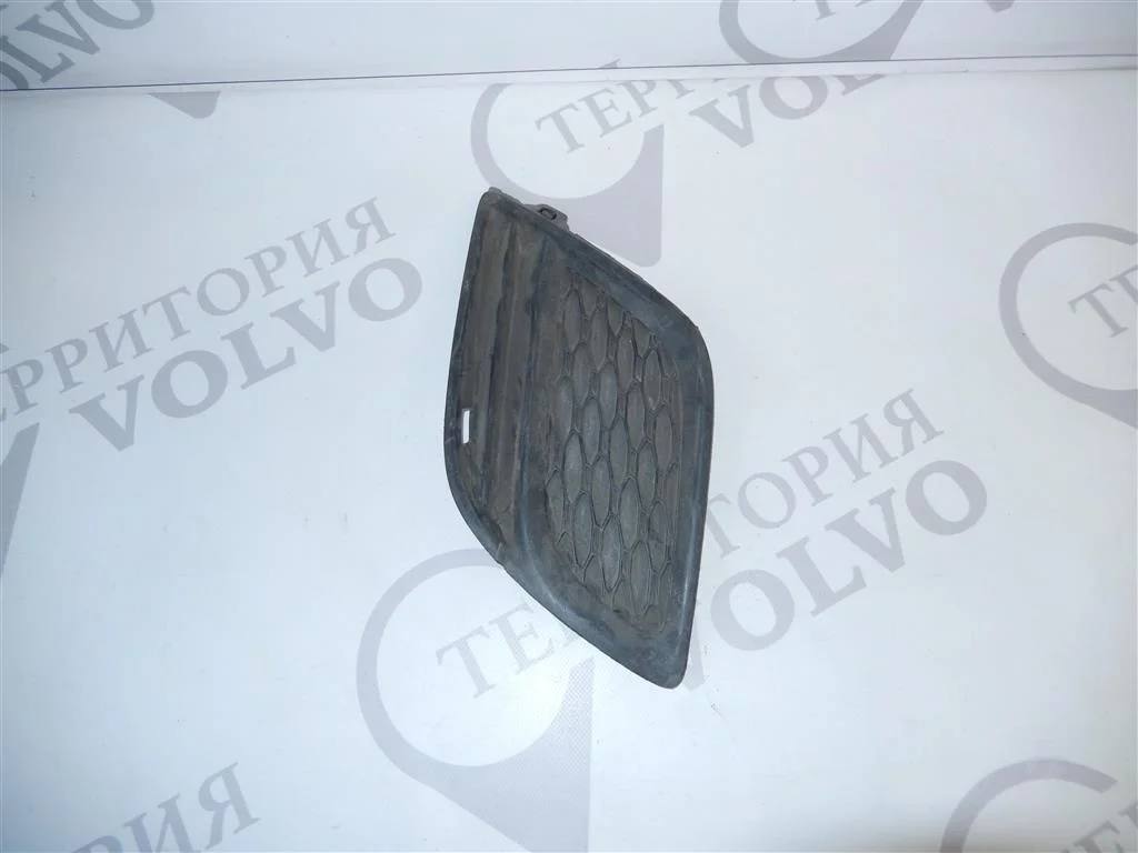 Решетка в бампер левая VOLVO XC60 2009-2013