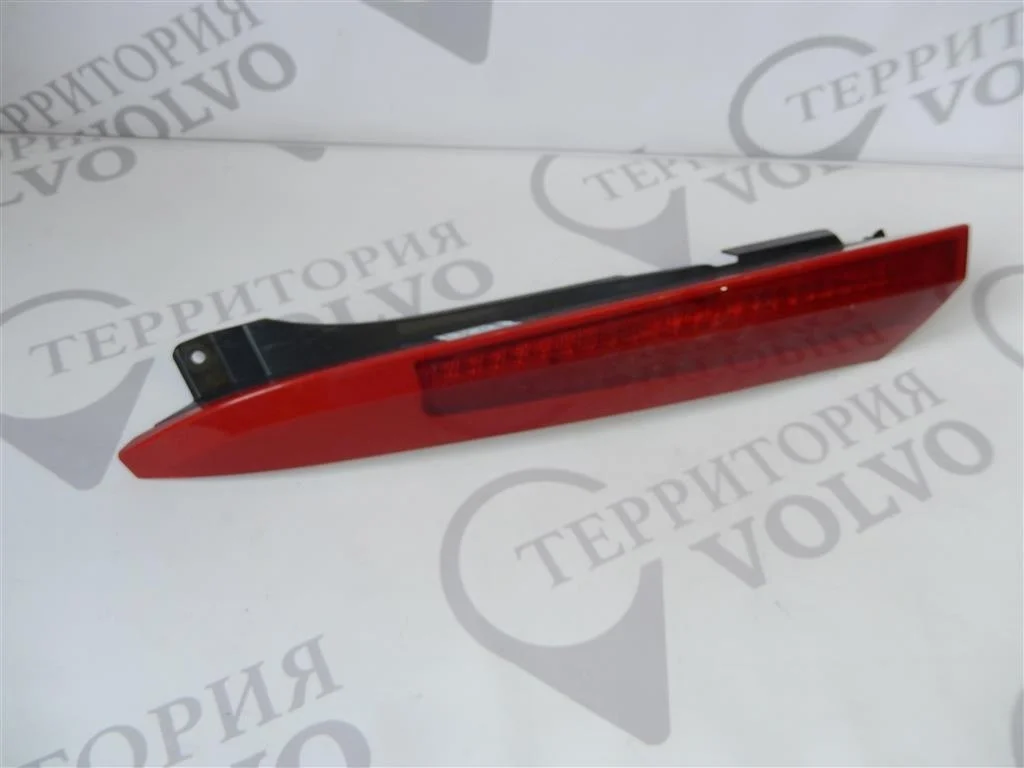 Фонарь задний верхний левый VOLVO XC90 2003-2006