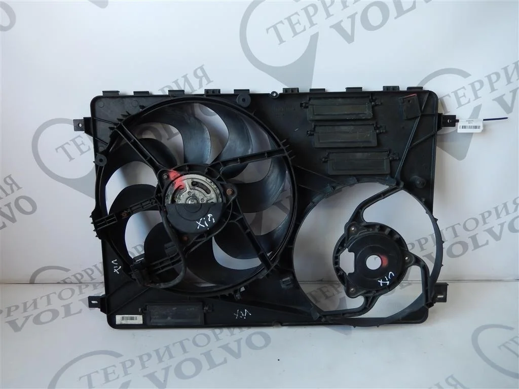Вентилятор радиатора VOLVO XC70 2008-2013