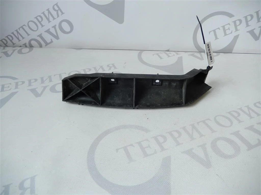 Кронштейн крепления бампера VOLVO S40 2004-2007