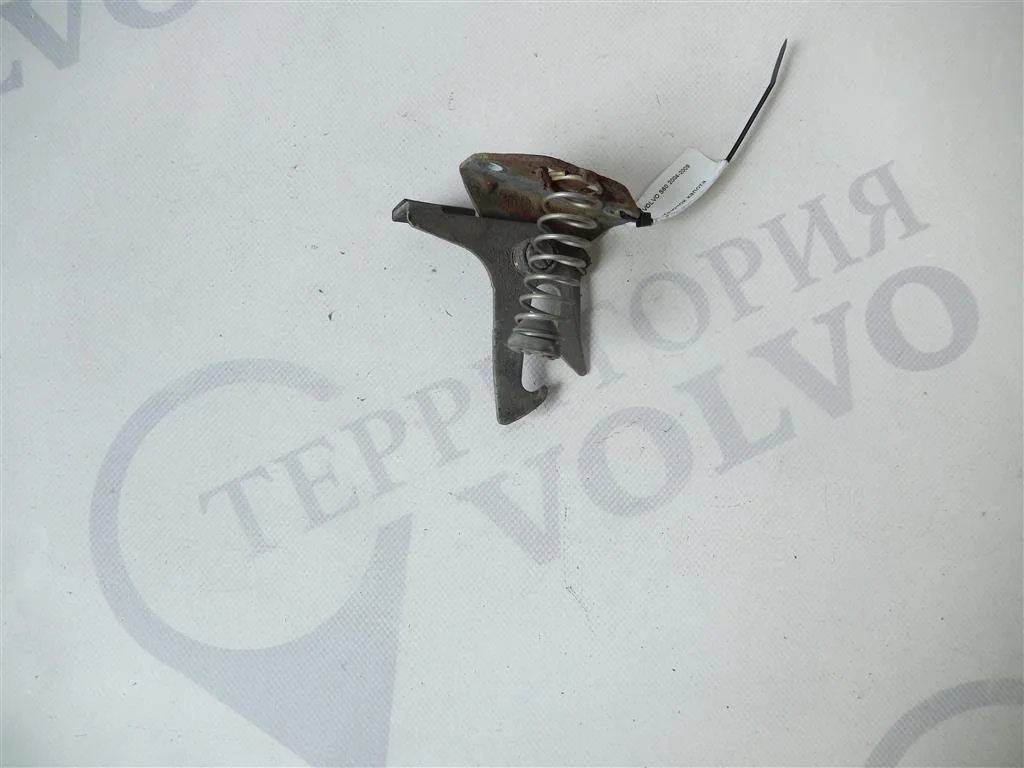 Крючок капота VOLVO S60 2004-2009