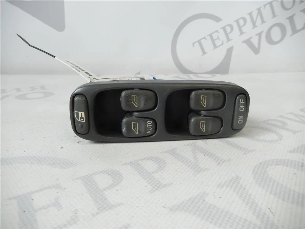 Блок кнопок стеклоподъемника VOLVO S70 1997-2000