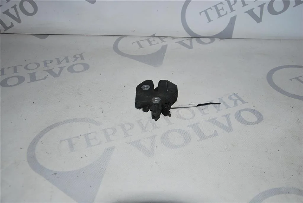 Замок капота VOLVO XC70 2004-2007