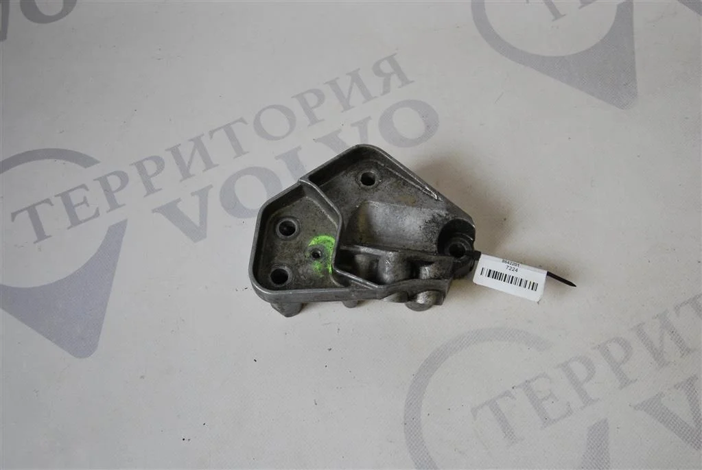 Кронштейн опоры двигателя VOLVO S40 1999-2004