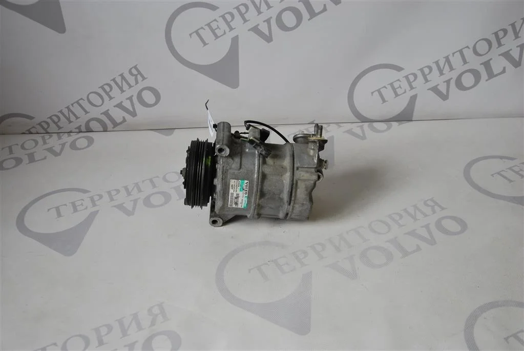 Компрессор кондиционера VOLVO XC60 2009-2013