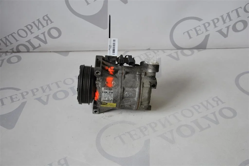 Компрессор кондиционера VOLVO XC60 2009-2013