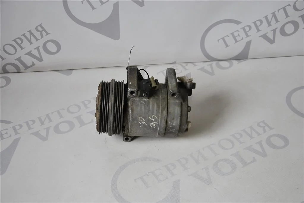 Компрессор кондиционера VOLVO S40 2004-2007