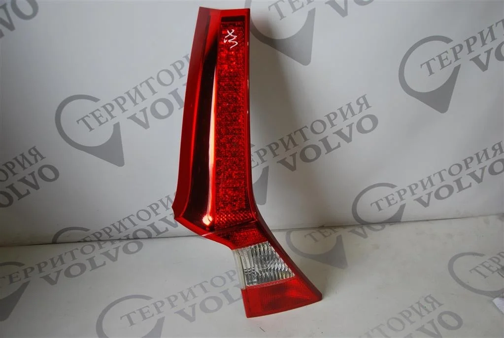 Фонарь задний левый внутренний VOLVO XC70 2008-2013