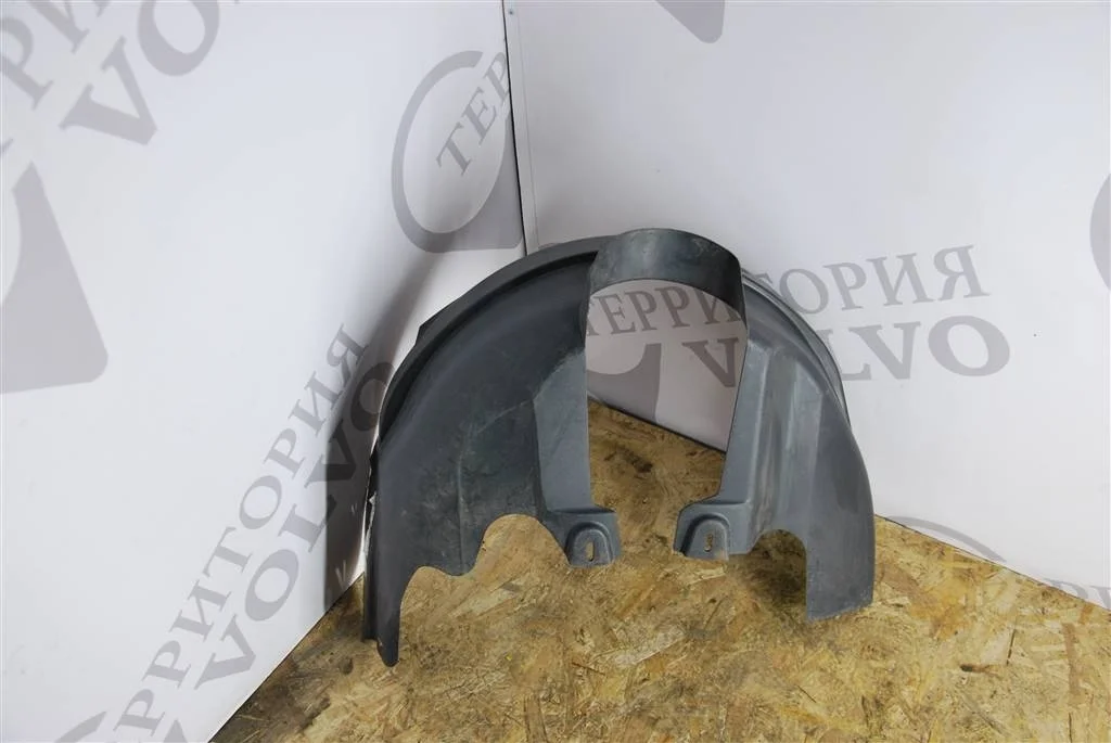 Подкрылок задний правый VOLVO C30 2006-2013