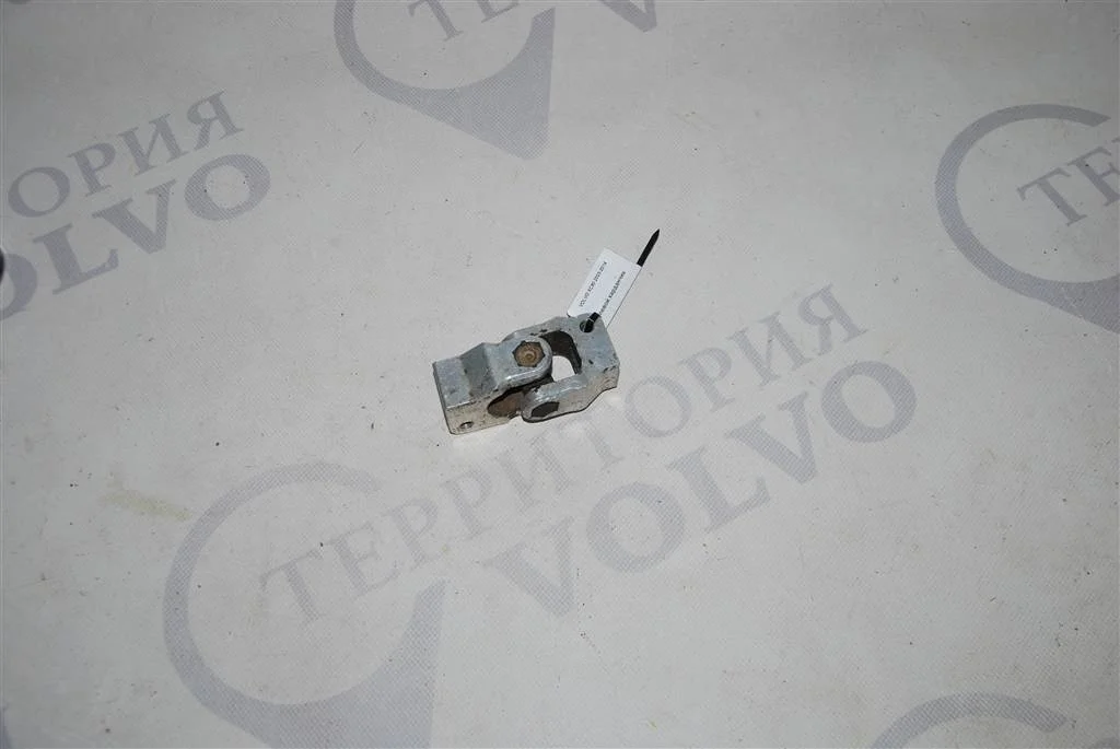 Рулевой карданчик VOLVO XC90 2003-2006
