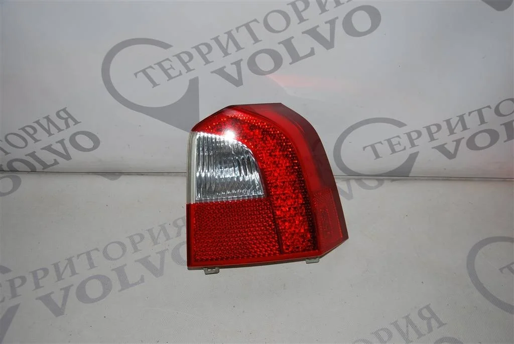 Фонарь задний правый VOLVO XC70 2008-2013