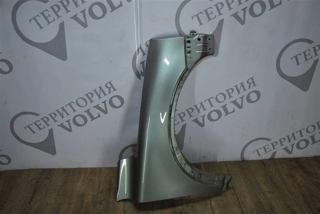 Крыло переднее правое VOLVO XC90 2003-2014