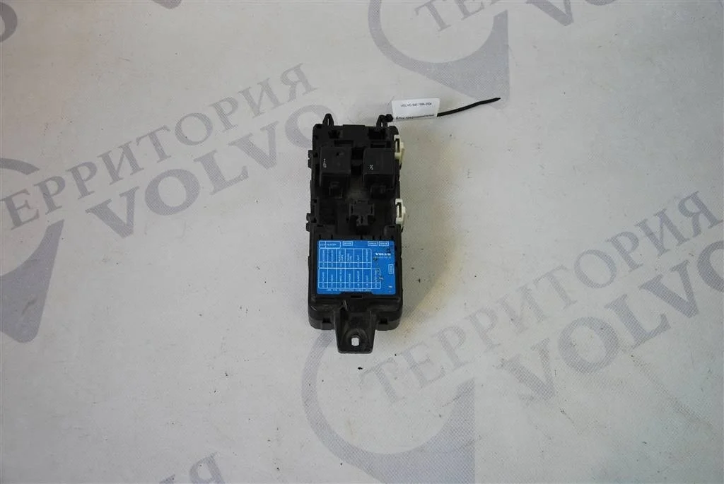 Блок предохранителей VOLVO S40 1999-2004